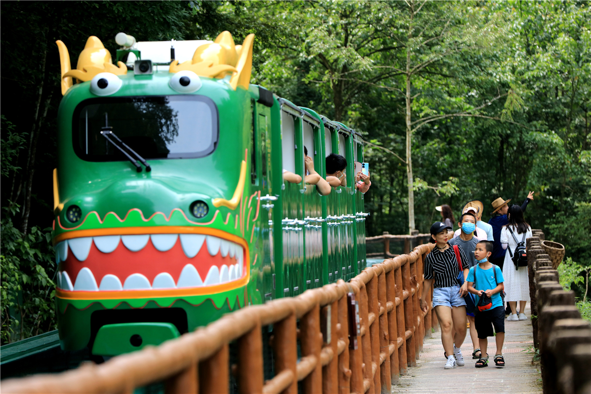 Zhangjiajie Ten Mile Gallery