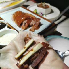 钱塘秋荷·新江浙菜(大华店) User Photo