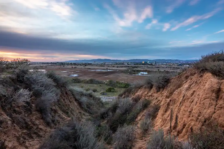 Các khách sạn gần Ballona Wetlands