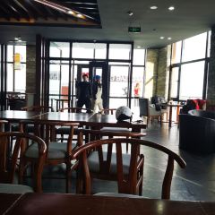 云顶美食城(长白山万达店) User Photo