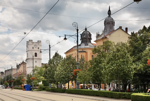 โรงแรมใกล้Szent Laszlo Parish Church