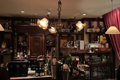 LAMP BAR
