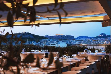 Hytra Restaurant & Bar