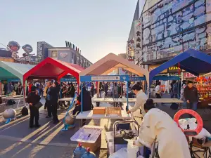 Wulin Night Market