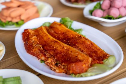 苗阿祖康养酒店·苗味轩