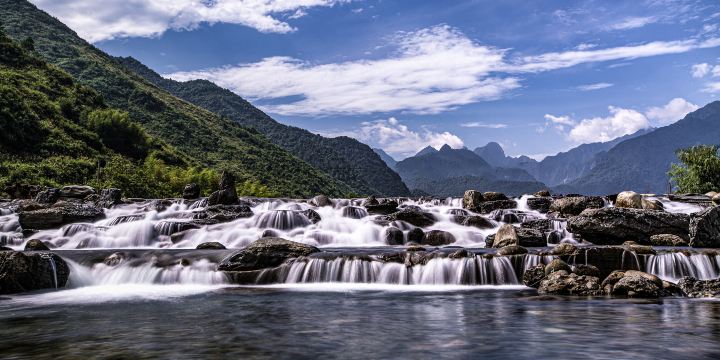 Qimen Guniujiang Scenic Resort