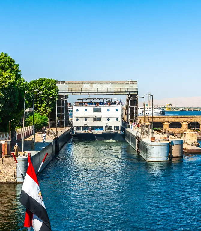 Esna City