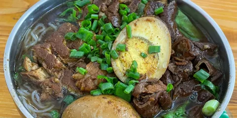 興輝湯粉店