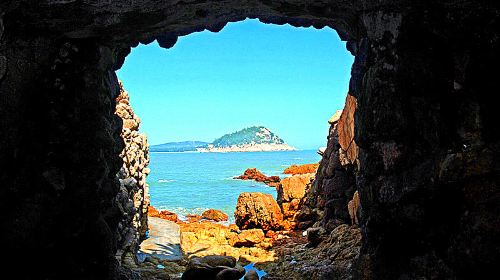 Dongshan  Fengdong Rock Scenic Area