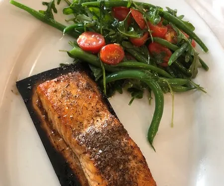 The BoatHouse Cafe & Grille