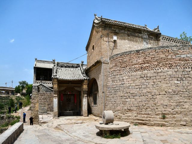 李家山