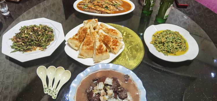 FU SHUN TIAN TIAN JIU LOU