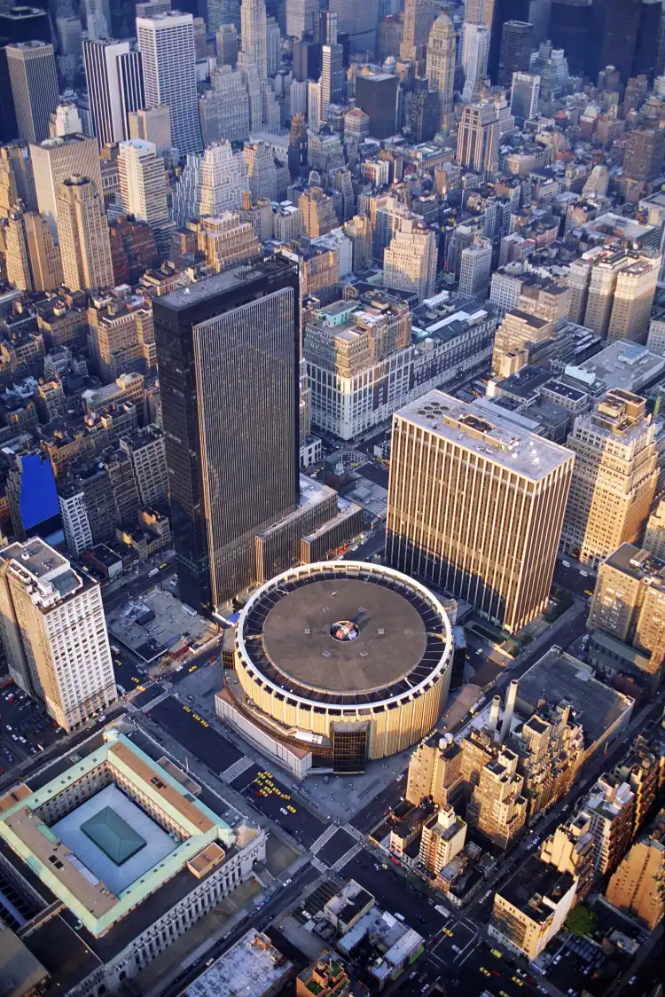 Hotels in Madison Square