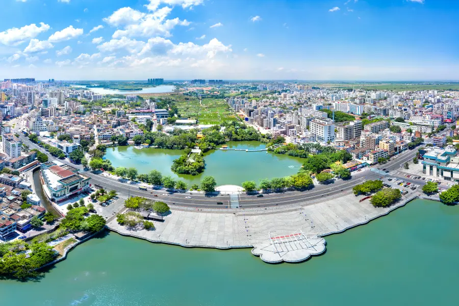 湛江雷州西湖公園