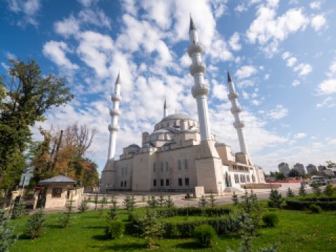 Flight Time from Beijing to Bishkek