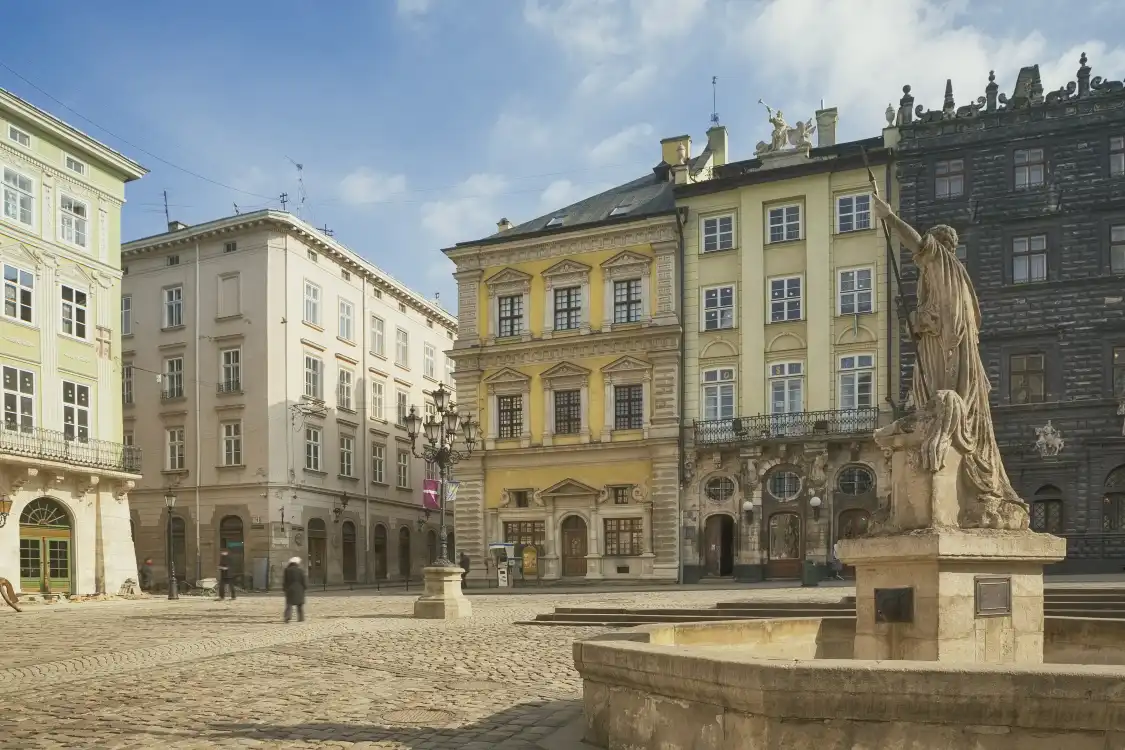 Hotels near Rynok Square