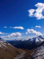 雅克夏雪山