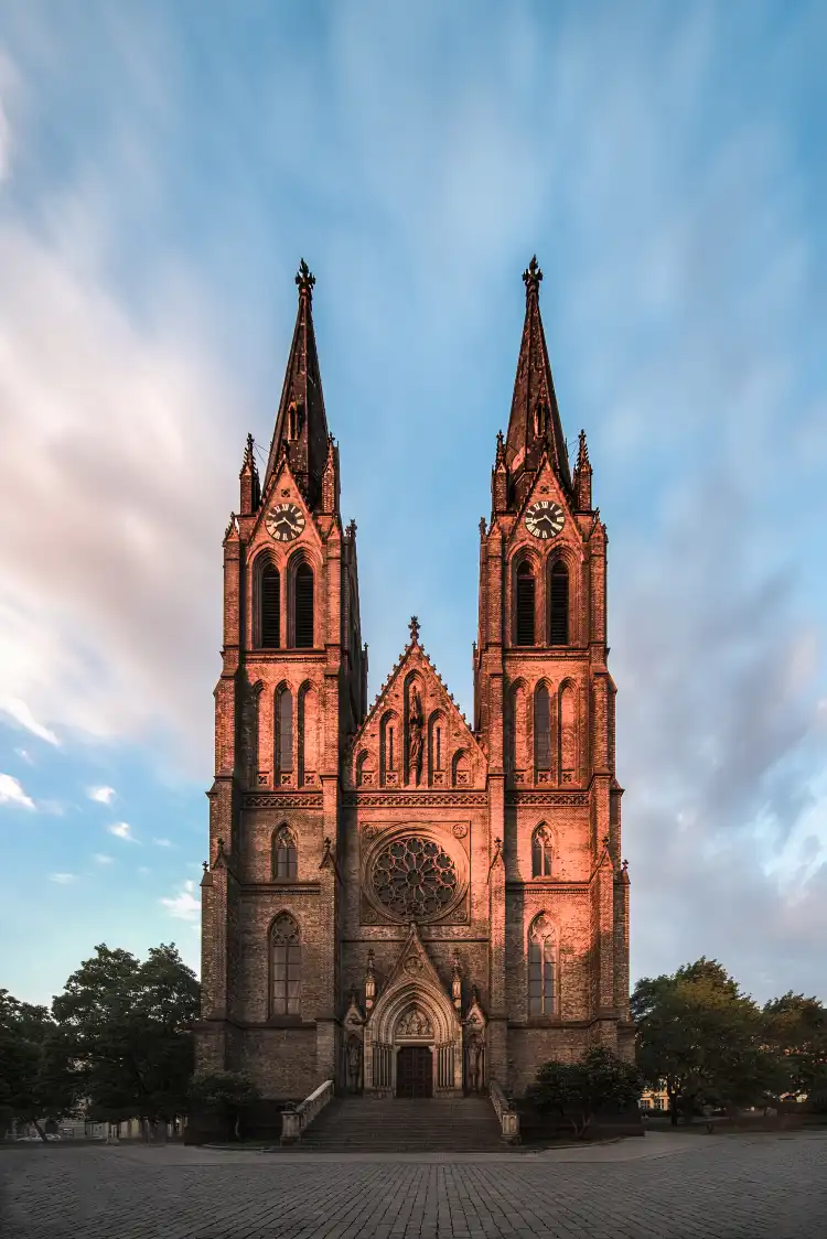 Hotel dekat Church of Saint Ludmila