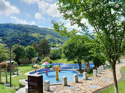 Huashuiwan Haosheng Bailetang Hot Spring