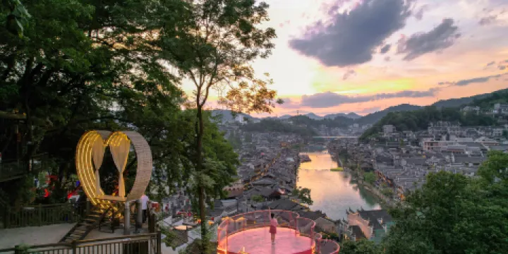 南華山神鳳文化景區