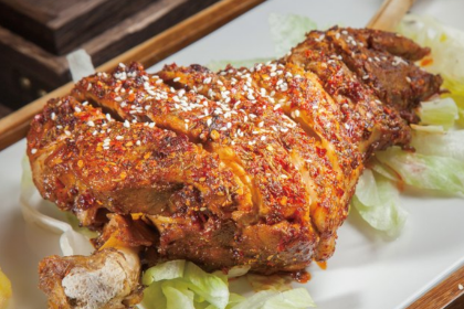 Xi an Jiasan Stuffed With Juicy Pork Baoziguan