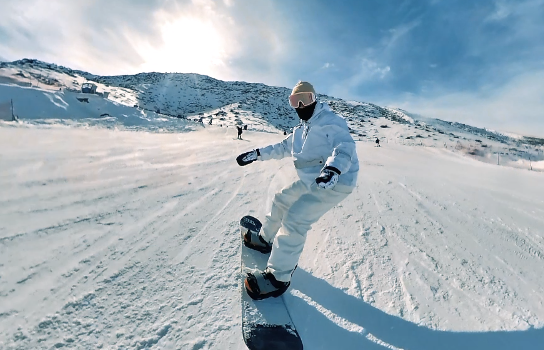Qinggeli Wolf Mountain Ski Resort