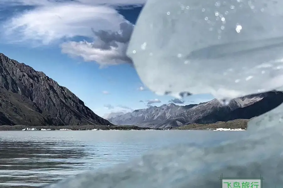 库克山冰湖游船