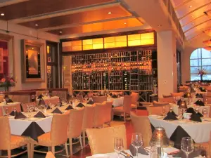 Eddie Merlot's