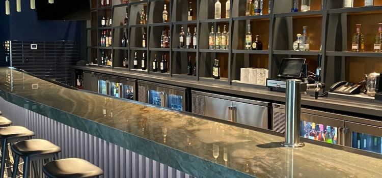 One North Kitchen & Bar