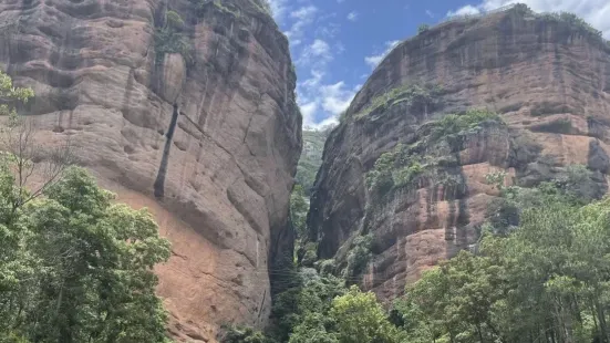 南台臥佛山景區