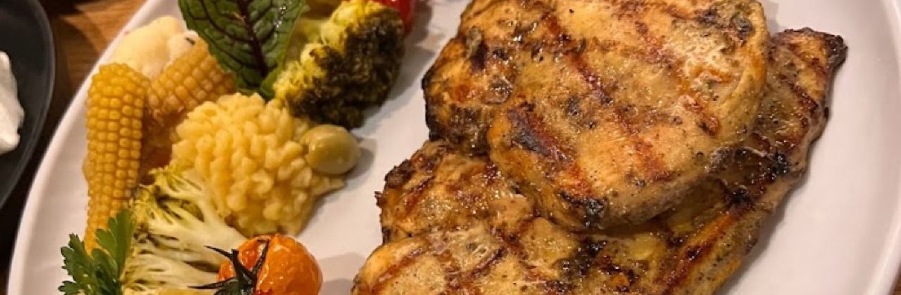 Tiwan Restaurant & Café