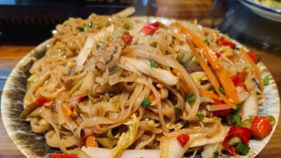 瑶妃油茶餐馆(八里街店)