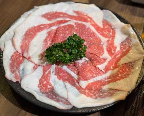 牛本色 溫體牛火鍋