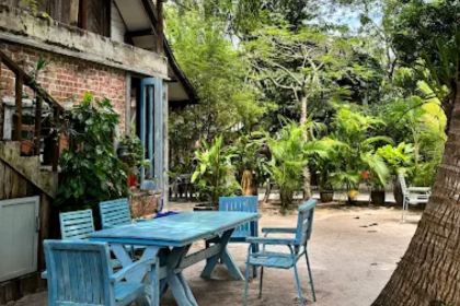 Smiling Buffalo Cafe