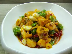 陈妈餐馆·宜昌肥鱼地方本土菜馆