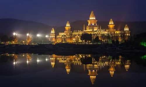 Lingshan Brahma Palace