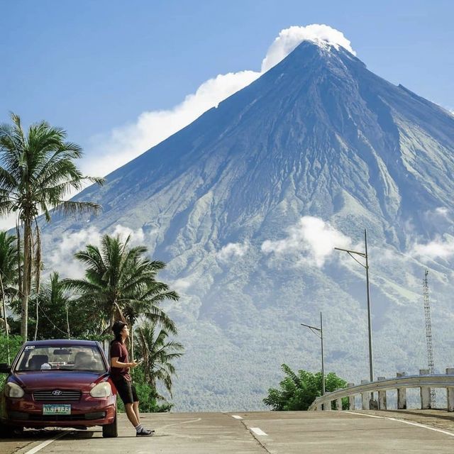 Perfect cone-shaped volcano - Mayon