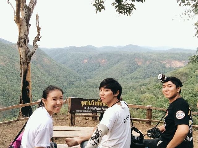 จุดชมวิวก้อน้อย จ.ลำพูน
