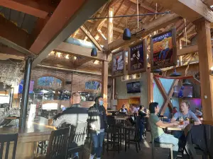 Canoe Brewpub