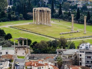 Hotels near Temple of Zeus