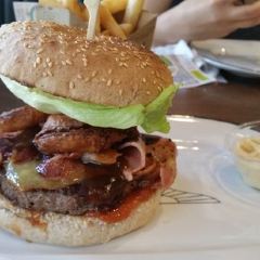 BurgerFuel Spitfire Square User Photo