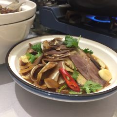 Taitaimantingfang (shenglilu) User Photo