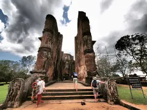 Lankatilaka Temple