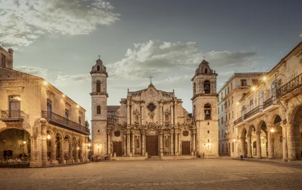 Vé máy bay Havana Hà Nội