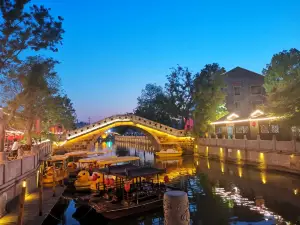Popular Night Attractions in Fuyang