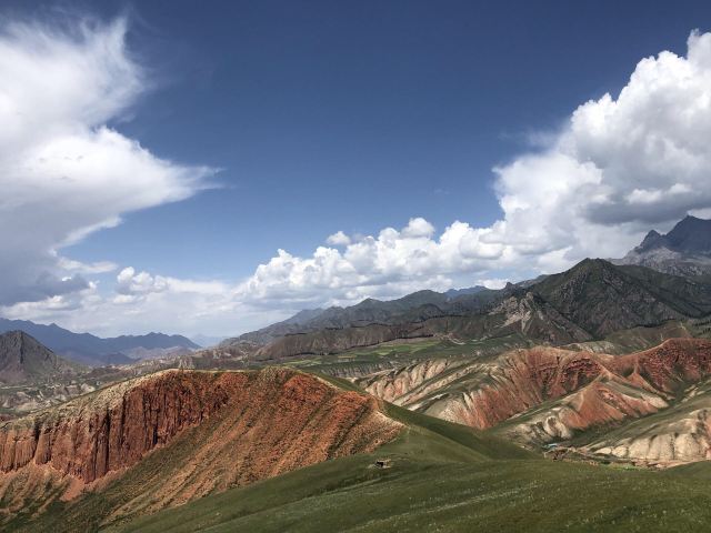 Zhuo'er Mountain