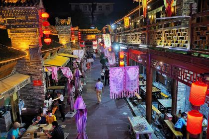 韩城古城美食街