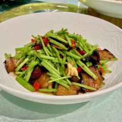 钰湘宴·剁椒鱼头王(岳麓望月公园店) User Photo