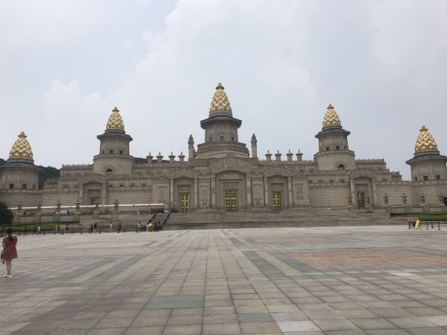 Lingshan Giant Buddha