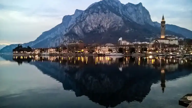 Hotels in Lecco
